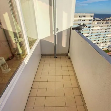 - Haus G, App 0g1301 Apartment *